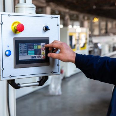 What-Does-It-Take-to-Retrofit-Automation-into-a-Warehouse-1024x683